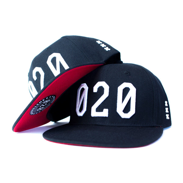 020 CAP BLACK/WHITE